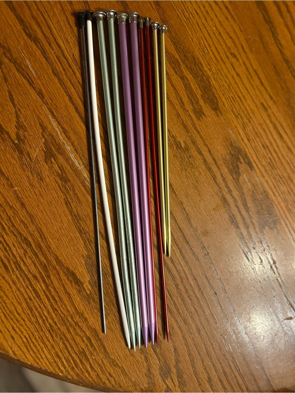 Metal Double-Point Knitting Needles - Assorted Colors